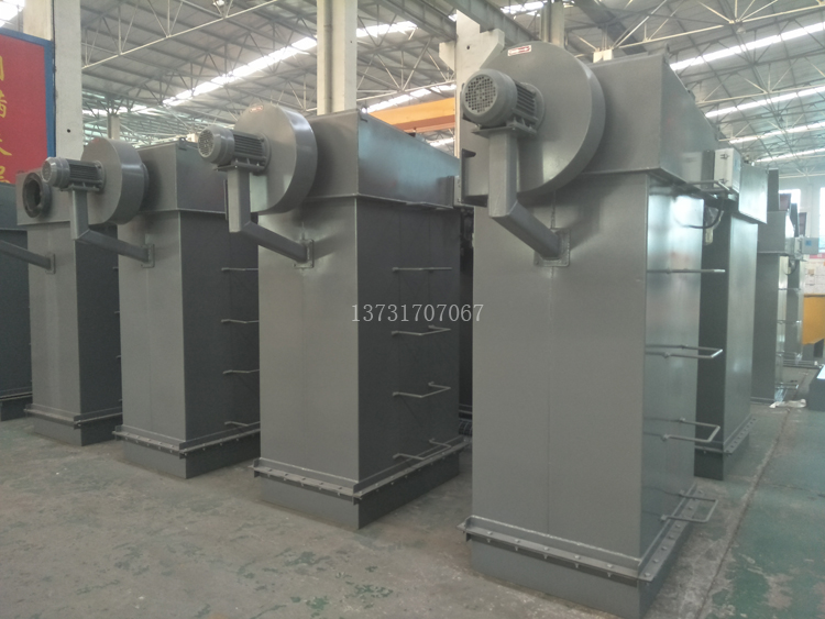2018年最新研發(fā)15m2、25m2倉(cāng)頂布袋除塵器投放市場(chǎng)